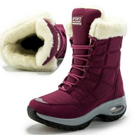 Women’s winter boots are resistant to extreme cold and snow. Comfort and durability over time.
